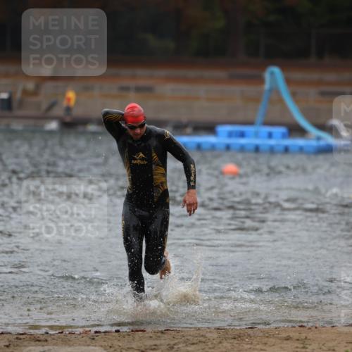 14.09.2025 - Stadtparktriathlon Michael Strokosch http://msf.ph/oto/8863758 14.09.2025 08:49:07 Schwimmen 315 meine-sportfotos.de