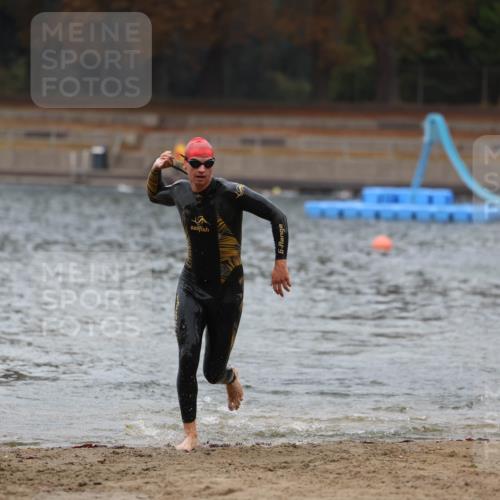 14.09.2025 - Stadtparktriathlon Michael Strokosch http://msf.ph/oto/8863763 14.09.2025 08:49:08 Schwimmen 315 meine-sportfotos.de