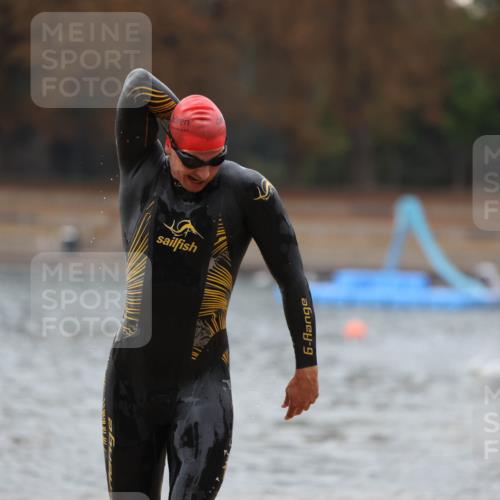 14.09.2025 - Stadtparktriathlon Michael Strokosch http://msf.ph/oto/8863777 14.09.2025 08:49:10 Schwimmen 315 meine-sportfotos.de