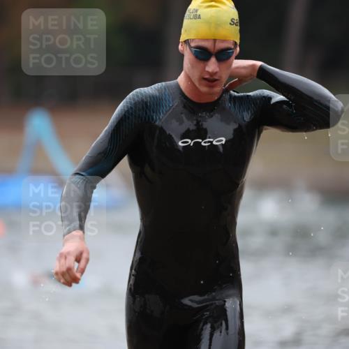 14.09.2025 - Stadtparktriathlon Michael Strokosch http://msf.ph/oto/8863840 14.09.2025 08:49:27 Schwimmen 307, 310, 334 meine-sportfotos.de