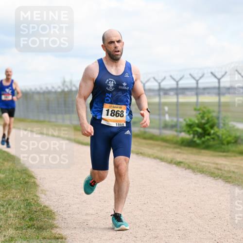 14.09.2025 - Airport Race Dr. Thomas Lammeyer http://msf.ph/oto/8863883 14.09.2025 12:03:47 Laufen 1868, 1868 meine-sportfotos.de