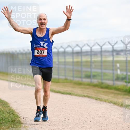 14.09.2025 - Airport Race Dr. Thomas Lammeyer http://msf.ph/oto/8863912 14.09.2025 12:03:50 Laufen 287 meine-sportfotos.de