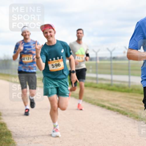 14.09.2025 - Airport Race Dr. Thomas Lammeyer http://msf.ph/oto/8864138 14.09.2025 12:04:06 Laufen 596, 03 meine-sportfotos.de