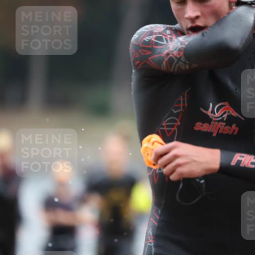 14.09.2025 - Stadtparktriathlon Michael Strokosch http://msf.ph/oto/8864289 14.09.2025 08:51:41 Schwimmen 323, 324, 326, 345, 347, 352, 354, 363, 370, 373, 375 meine-sportfotos.de