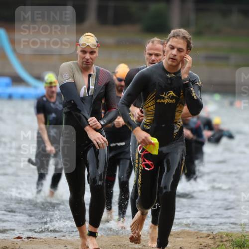 14.09.2025 - Stadtparktriathlon Michael Strokosch http://msf.ph/oto/8864291 14.09.2025 08:51:42 Schwimmen 323, 324, 326, 345, 347, 352, 363, 370, 371, 373, 375 meine-sportfotos.de