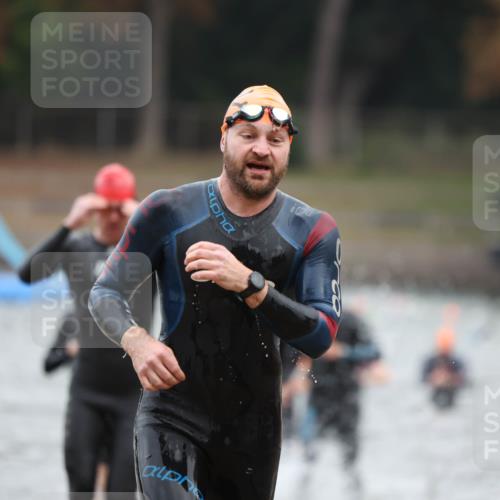 14.09.2025 - Stadtparktriathlon Michael Strokosch http://msf.ph/oto/8864327 14.09.2025 08:51:50 Schwimmen 304, 323, 326, 333, 342, 345, 352, 358, 362, 363, 371 meine-sportfotos.de