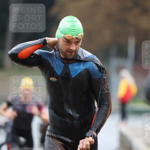 14.09.2025 - Stadtparktriathlon Michael Strokosch http://msf.ph/oto/8864358 14.09.2025 08:51:57 Schwimmen 304, 333, 337, 341, 342, 358, 362, 366, 371, 451 meine-sportfotos.de