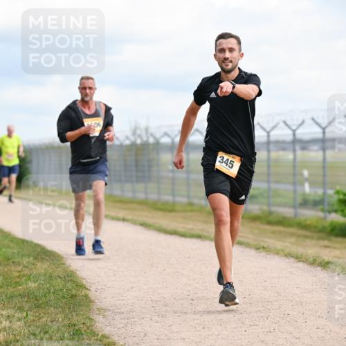 14.09.2025 - Airport Race Dr. Thomas Lammeyer http://msf.ph/oto/8864438 14.09.2025 12:04:33 Laufen 06, 345 meine-sportfotos.de