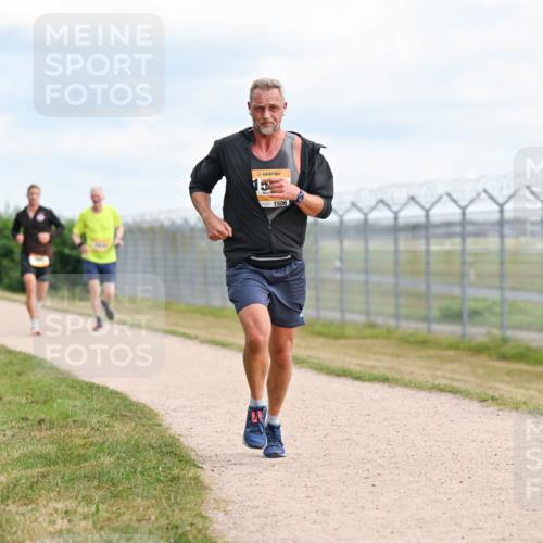 14.09.2025 - Airport Race Dr. Thomas Lammeyer http://msf.ph/oto/8864450 14.09.2025 12:04:34 Laufen 1506 meine-sportfotos.de
