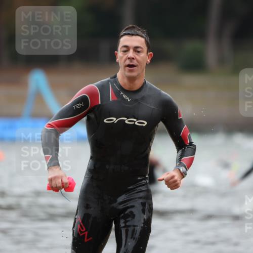 14.09.2025 - Stadtparktriathlon Michael Strokosch http://msf.ph/oto/8864459 14.09.2025 08:52:21 Schwimmen 316, 325, 332, 349 meine-sportfotos.de