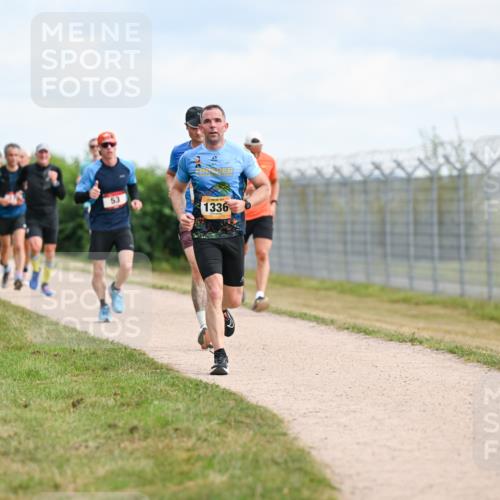 14.09.2025 - Airport Race Dr. Thomas Lammeyer http://msf.ph/oto/8864542 14.09.2025 12:04:41 Laufen 53, 1336 meine-sportfotos.de