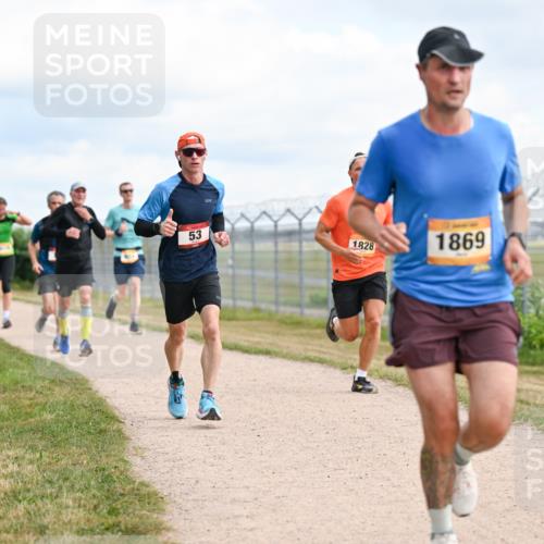 14.09.2025 - Airport Race Dr. Thomas Lammeyer http://msf.ph/oto/8864636 14.09.2025 12:04:47 Laufen 53, 1828, 1869 meine-sportfotos.de