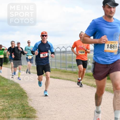 14.09.2025 - Airport Race Dr. Thomas Lammeyer http://msf.ph/oto/8864639 14.09.2025 12:04:47 Laufen 53, 1828, 1869 meine-sportfotos.de