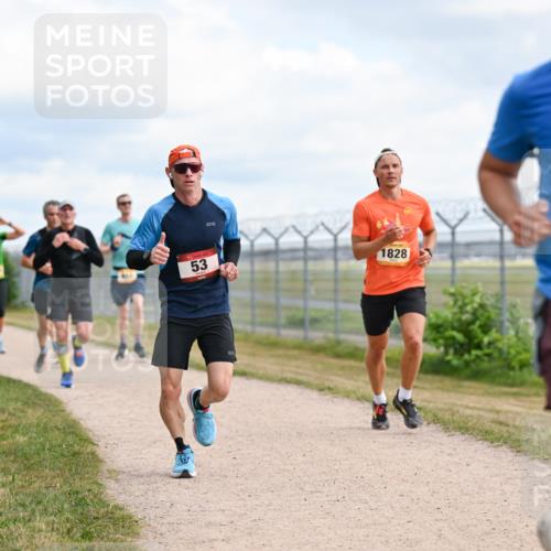 14.09.2025 - Airport Race Dr. Thomas Lammeyer http://msf.ph/oto/8864647 14.09.2025 12:04:47 Laufen 53, 1865, 1828 meine-sportfotos.de