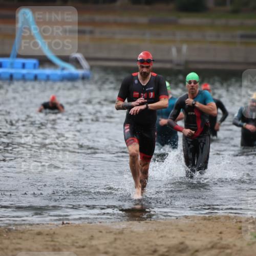 14.09.2025 - Stadtparktriathlon Michael Strokosch http://msf.ph/oto/8864649 14.09.2025 08:53:23 Schwimmen 356, 357, 378, 476 meine-sportfotos.de