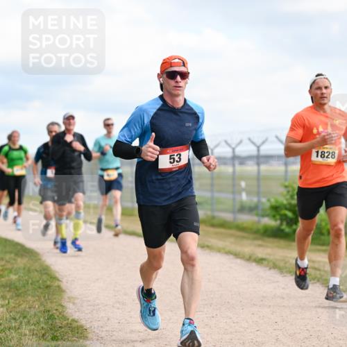 14.09.2025 - Airport Race Dr. Thomas Lammeyer http://msf.ph/oto/8864660 14.09.2025 12:04:48 Laufen 53, 1828 meine-sportfotos.de