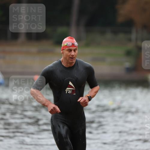14.09.2025 - Stadtparktriathlon Michael Strokosch http://msf.ph/oto/8864723 14.09.2025 08:53:46 Schwimmen 312 meine-sportfotos.de