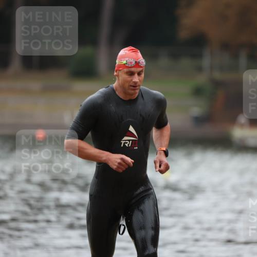 14.09.2025 - Stadtparktriathlon Michael Strokosch http://msf.ph/oto/8864724 14.09.2025 08:53:46 Schwimmen 312 meine-sportfotos.de