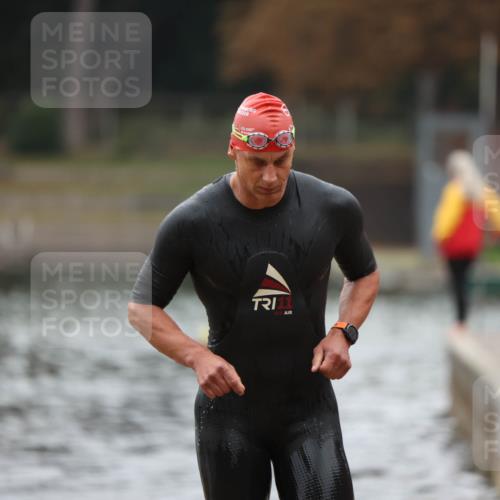 14.09.2025 - Stadtparktriathlon Michael Strokosch http://msf.ph/oto/8864729 14.09.2025 08:53:47 Schwimmen 312 meine-sportfotos.de