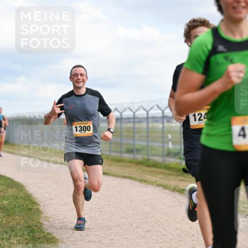 14.09.2025 - Airport Race Dr. Thomas Lammeyer http://msf.ph/oto/8864740 14.09.2025 12:04:54 Laufen 1300, 124, 4170 meine-sportfotos.de