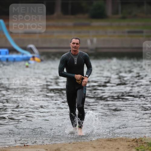 14.09.2025 - Stadtparktriathlon Michael Strokosch http://msf.ph/oto/8864784 14.09.2025 08:57:12 Schwimmen 338 meine-sportfotos.de