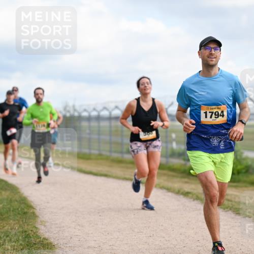 14.09.2025 - Airport Race Dr. Thomas Lammeyer http://msf.ph/oto/8864815 14.09.2025 12:05:00 Laufen 585, 1794 meine-sportfotos.de