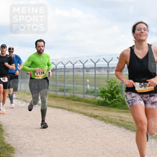 14.09.2025 - Airport Race Dr. Thomas Lammeyer http://msf.ph/oto/8864842 14.09.2025 12:05:01 Laufen 66, 128, 112, 56 meine-sportfotos.de