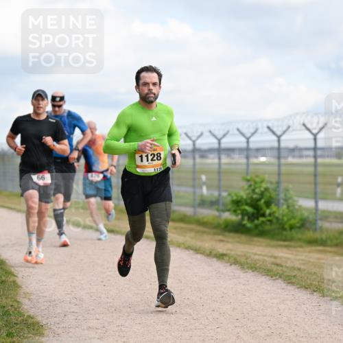 14.09.2025 - Airport Race Dr. Thomas Lammeyer http://msf.ph/oto/8864856 14.09.2025 12:05:02 Laufen 66, 425, 1128, 1128 meine-sportfotos.de