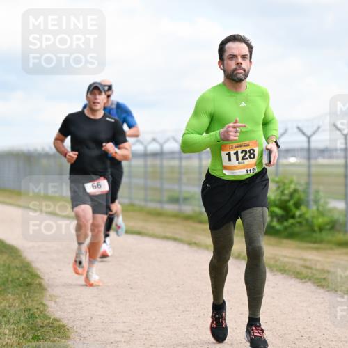 14.09.2025 - Airport Race Dr. Thomas Lammeyer http://msf.ph/oto/8864862 14.09.2025 12:05:02 Laufen 66, 1128, 1128 meine-sportfotos.de