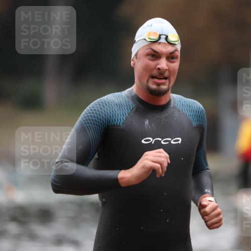 14.09.2025 - Stadtparktriathlon Michael Strokosch http://msf.ph/oto/8864934 14.09.2025 08:59:45 Schwimmen 414 meine-sportfotos.de