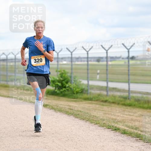 14.09.2025 - Airport Race Dr. Thomas Lammeyer http://msf.ph/oto/8865014 14.09.2025 12:05:17 Laufen 320 meine-sportfotos.de