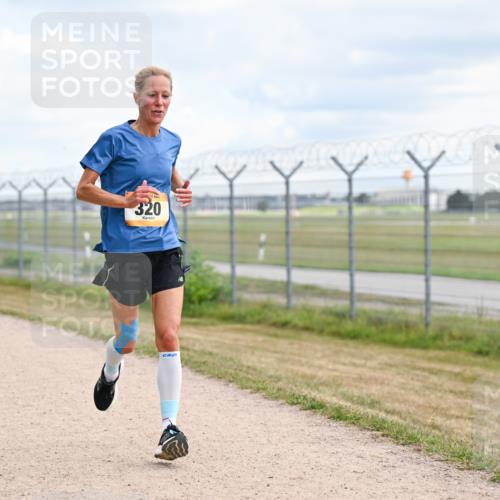 14.09.2025 - Airport Race Dr. Thomas Lammeyer http://msf.ph/oto/8865024 14.09.2025 12:05:17 Laufen 320 meine-sportfotos.de