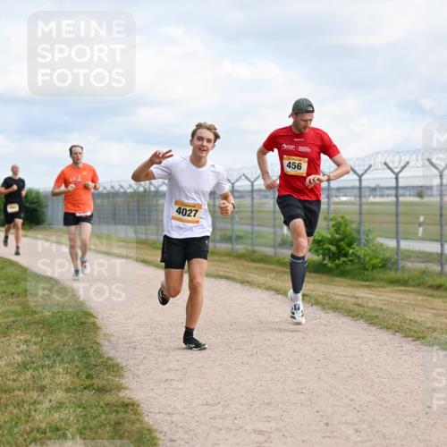 14.09.2025 - Airport Race Dr. Thomas Lammeyer http://msf.ph/oto/8865099 14.09.2025 12:05:25 Laufen 4027, 456 meine-sportfotos.de