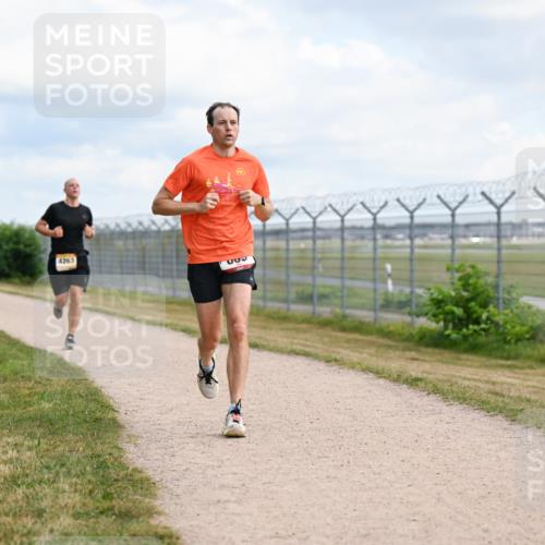 14.09.2025 - Airport Race Dr. Thomas Lammeyer http://msf.ph/oto/8865134 14.09.2025 12:05:27 Laufen 4263, 063 meine-sportfotos.de