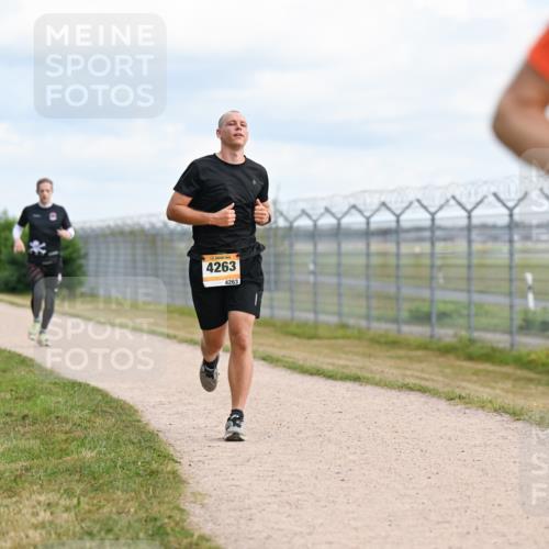 14.09.2025 - Airport Race Dr. Thomas Lammeyer http://msf.ph/oto/8865147 14.09.2025 12:05:30 Laufen 4263, 4263 meine-sportfotos.de