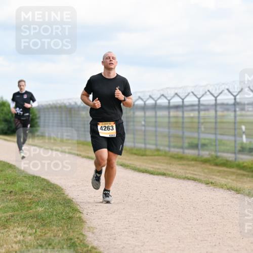 14.09.2025 - Airport Race Dr. Thomas Lammeyer http://msf.ph/oto/8865149 14.09.2025 12:05:30 Laufen 4263, 4263 meine-sportfotos.de