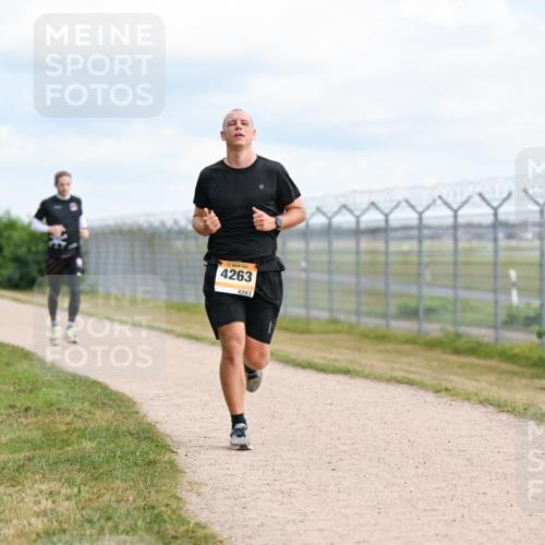 14.09.2025 - Airport Race Dr. Thomas Lammeyer http://msf.ph/oto/8865155 14.09.2025 12:05:30 Laufen 4263, 4263 meine-sportfotos.de