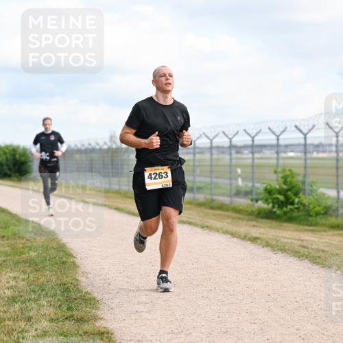 14.09.2025 - Airport Race Dr. Thomas Lammeyer http://msf.ph/oto/8865176 14.09.2025 12:05:31 Laufen 4263, 4263 meine-sportfotos.de