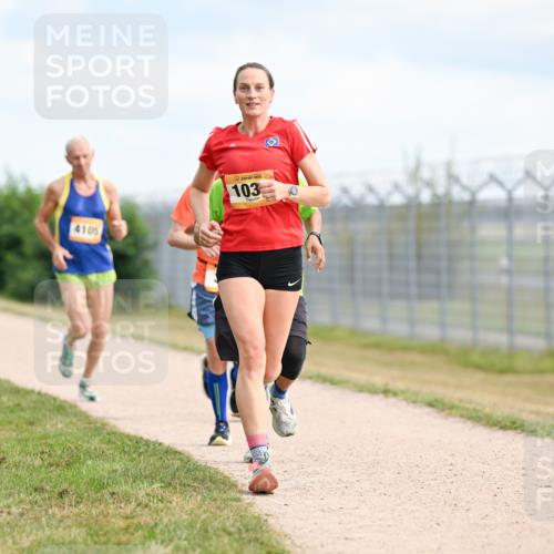 14.09.2025 - Airport Race Dr. Thomas Lammeyer http://msf.ph/oto/8865213 14.09.2025 12:05:38 Laufen 4105, 103, 10 meine-sportfotos.de