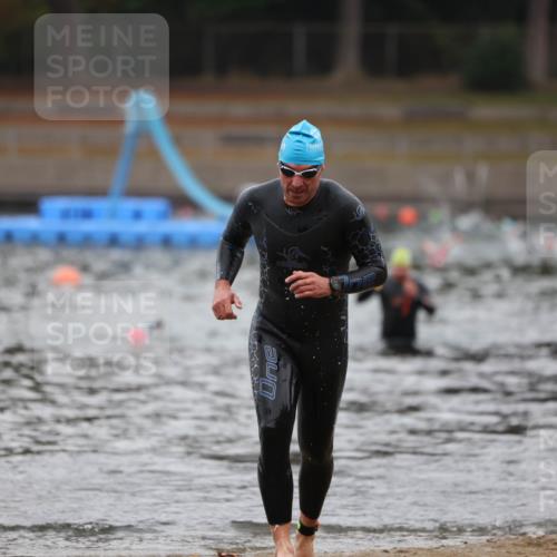 14.09.2025 - Stadtparktriathlon Michael Strokosch http://msf.ph/oto/8865223 14.09.2025 09:02:00 Schwimmen 397 meine-sportfotos.de