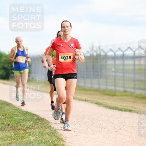 14.09.2025 - Airport Race Dr. Thomas Lammeyer http://msf.ph/oto/8865225 14.09.2025 12:05:39 Laufen 105, 1035 meine-sportfotos.de