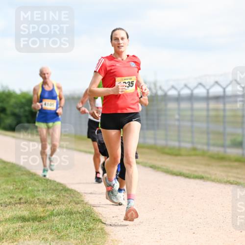 14.09.2025 - Airport Race Dr. Thomas Lammeyer http://msf.ph/oto/8865237 14.09.2025 12:05:39 Laufen 4105, 35 meine-sportfotos.de