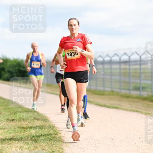 14.09.2025 - Airport Race Dr. Thomas Lammeyer http://msf.ph/oto/8865245 14.09.2025 12:05:39 Laufen 4105, 1035 meine-sportfotos.de
