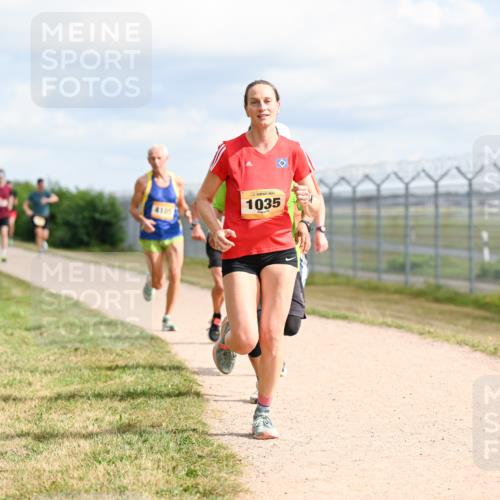 14.09.2025 - Airport Race Dr. Thomas Lammeyer http://msf.ph/oto/8865257 14.09.2025 12:05:40 Laufen 4105, 1035 meine-sportfotos.de