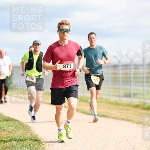 14.09.2025 - Airport Race Dr. Thomas Lammeyer http://msf.ph/oto/8865366 14.09.2025 12:05:49 Laufen 318, 871, 1911 meine-sportfotos.de
