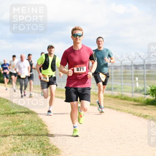 14.09.2025 - Airport Race Dr. Thomas Lammeyer http://msf.ph/oto/8865381 14.09.2025 12:05:49 Laufen 318, 871, 9111 meine-sportfotos.de