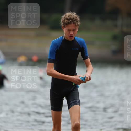 14.09.2025 - Stadtparktriathlon Michael Strokosch http://msf.ph/oto/8865385 14.09.2025 09:03:23 Schwimmen 387, 389, 430, 434, 437 meine-sportfotos.de