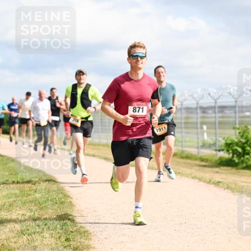 14.09.2025 - Airport Race Dr. Thomas Lammeyer http://msf.ph/oto/8865387 14.09.2025 12:05:50 Laufen 318, 871, 1911 meine-sportfotos.de