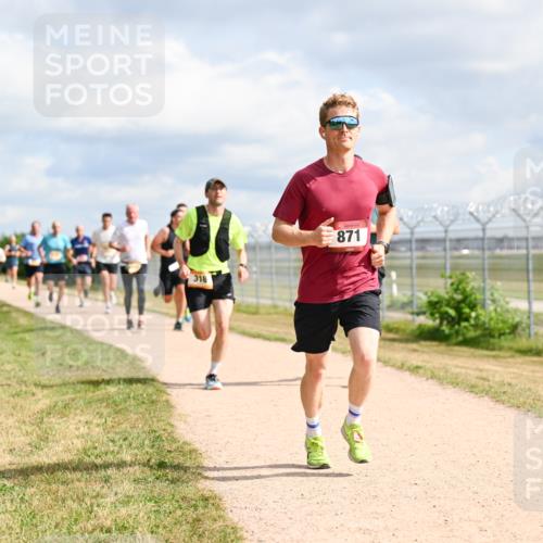 14.09.2025 - Airport Race Dr. Thomas Lammeyer http://msf.ph/oto/8865398 14.09.2025 12:05:50 Laufen 318, 871 meine-sportfotos.de