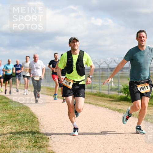 14.09.2025 - Airport Race Dr. Thomas Lammeyer http://msf.ph/oto/8865408 14.09.2025 12:05:51 Laufen 318, 1911 meine-sportfotos.de
